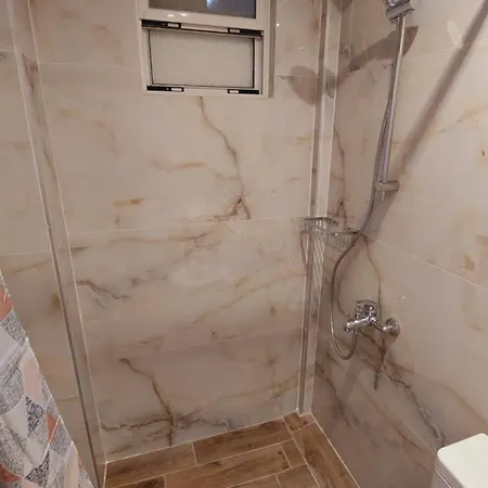 Sunrise Lägenhetshotell Nidhrion